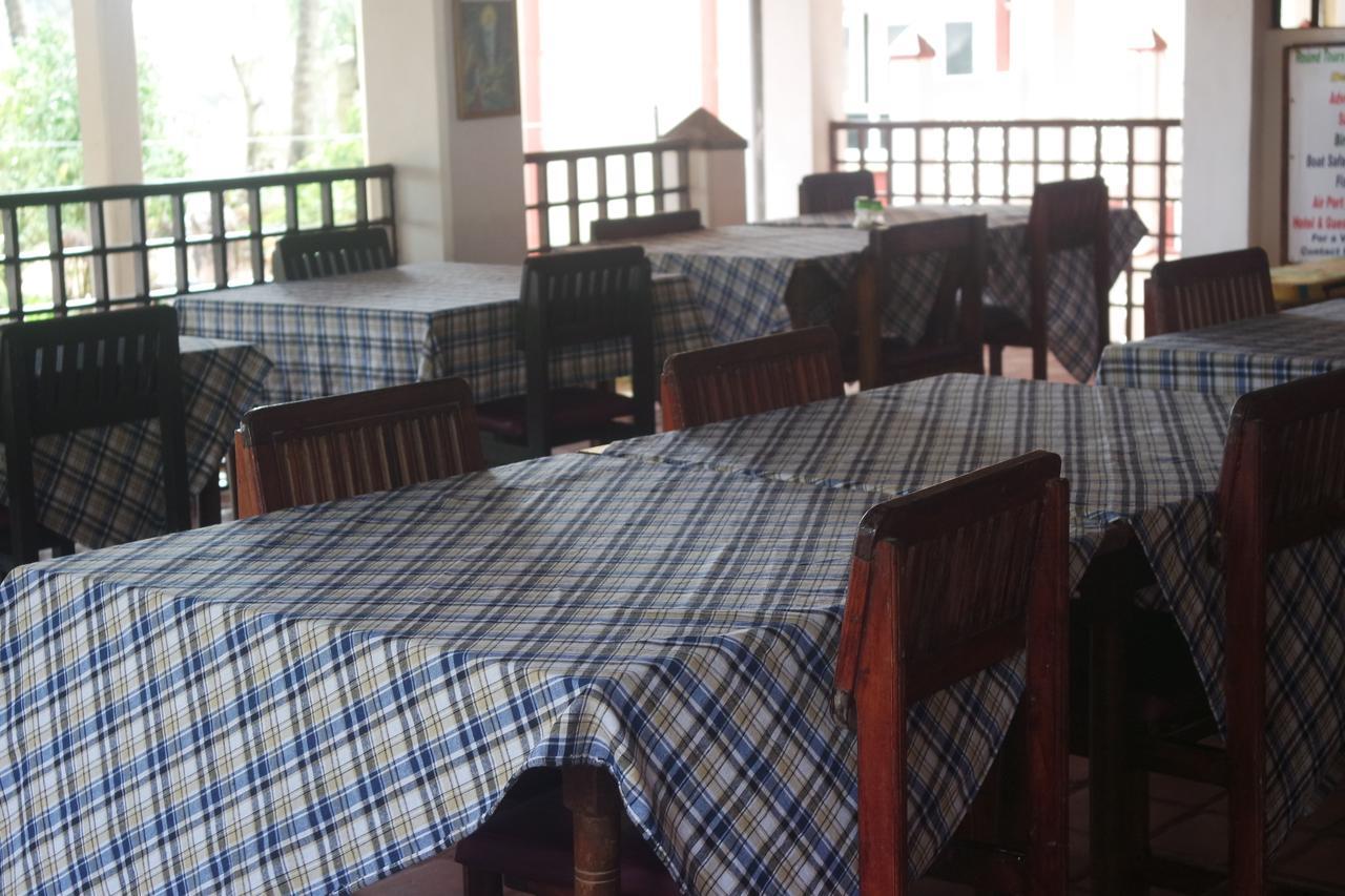 נגומבו Dephani Beach Hotel מראה חיצוני תמונה